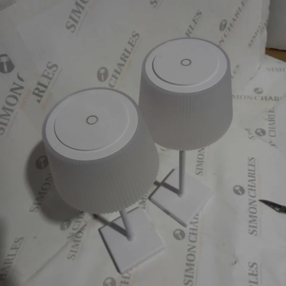 BOXED SFIXX SET OF 2 INDOOR OUTDOOR TOUCH TABLE LIGHTS - WHITE