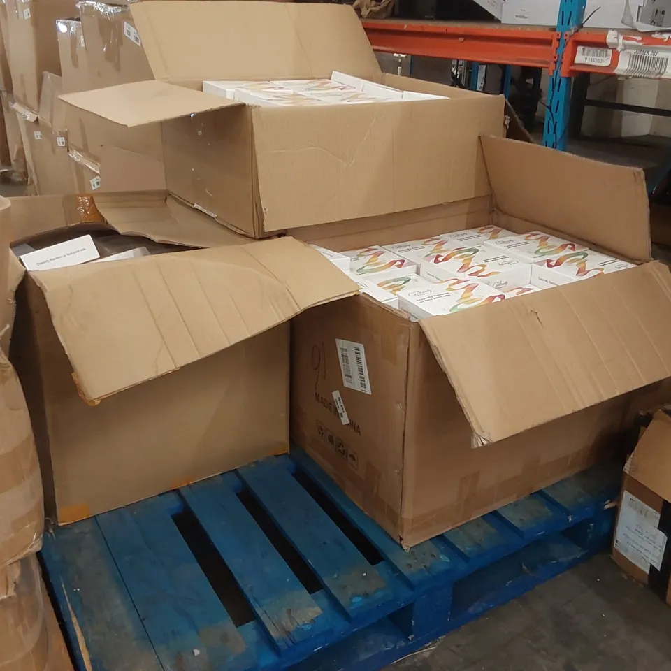 PALLET CONTAINING A LARGE QUANTITY OF CREAMIFY RAINBOW UV FACE PAINT SETS