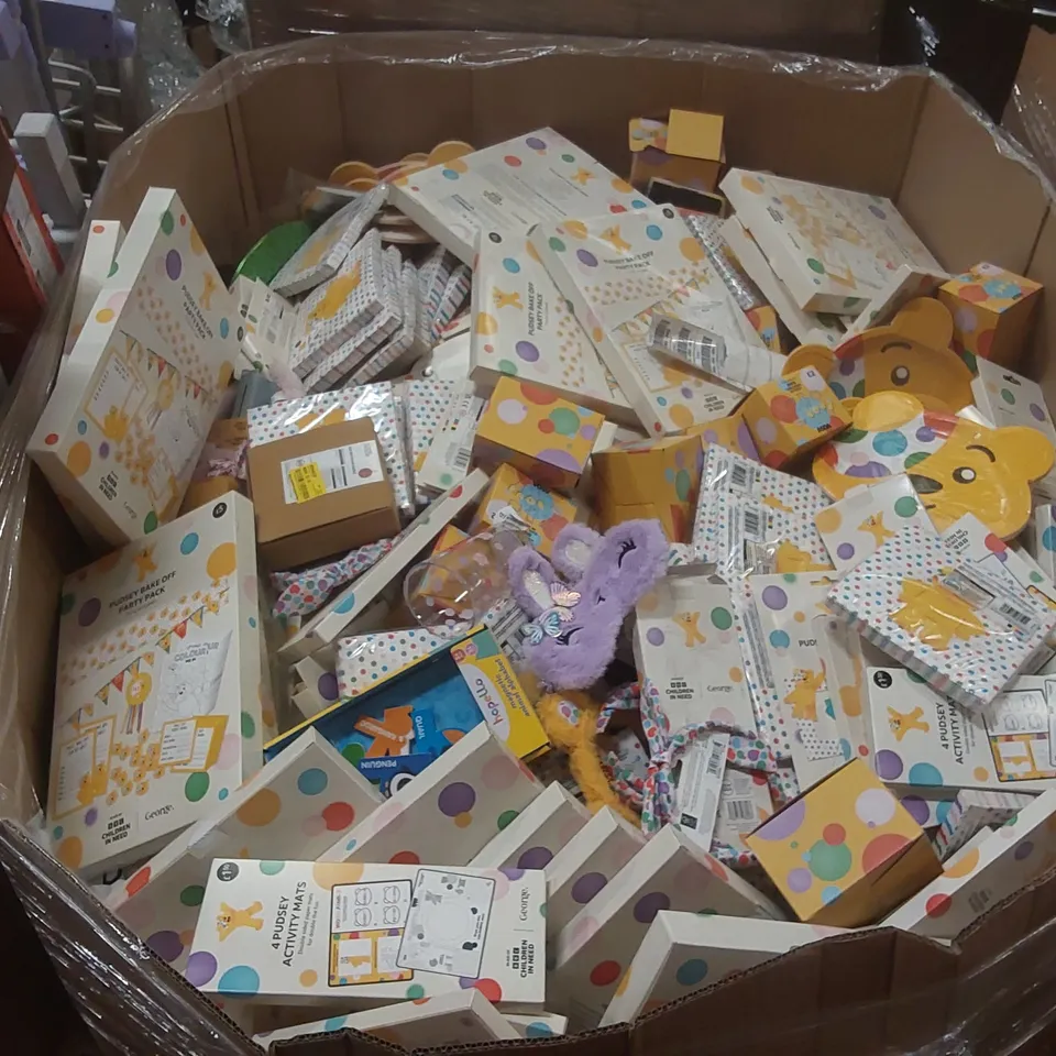 PALLET CONTAINING A LARGE QUANTITY OF ASSORTED PUDSEY ITEMS ECT