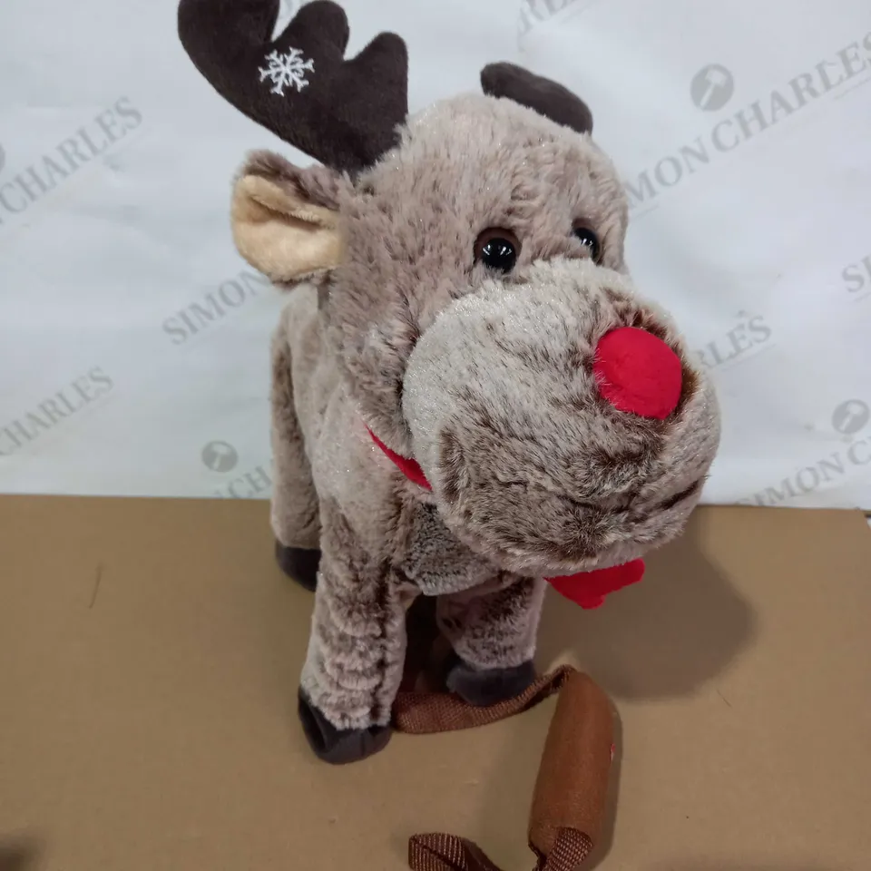 ANIMATED WALKING AND SINGING REINDEER