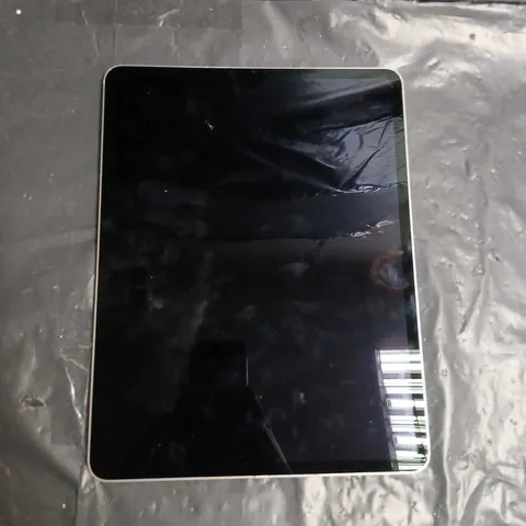 APPLE IPAD – SILVER TABLET A2461