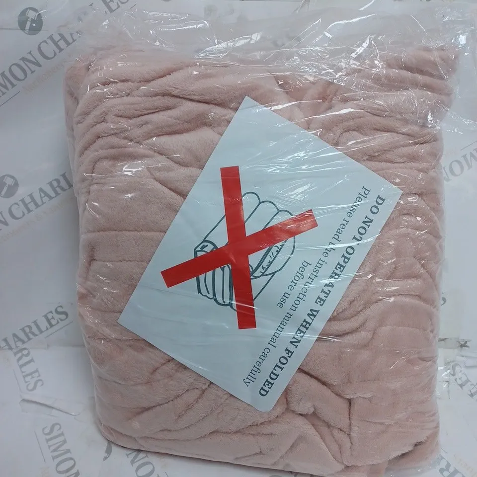 BOXED COZEE HOME HEATED BLANKET IN PINK