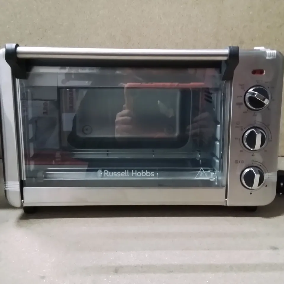 BOXED RUSSELL HOBBS EXPRESS AIR FRY MINI OVEN 