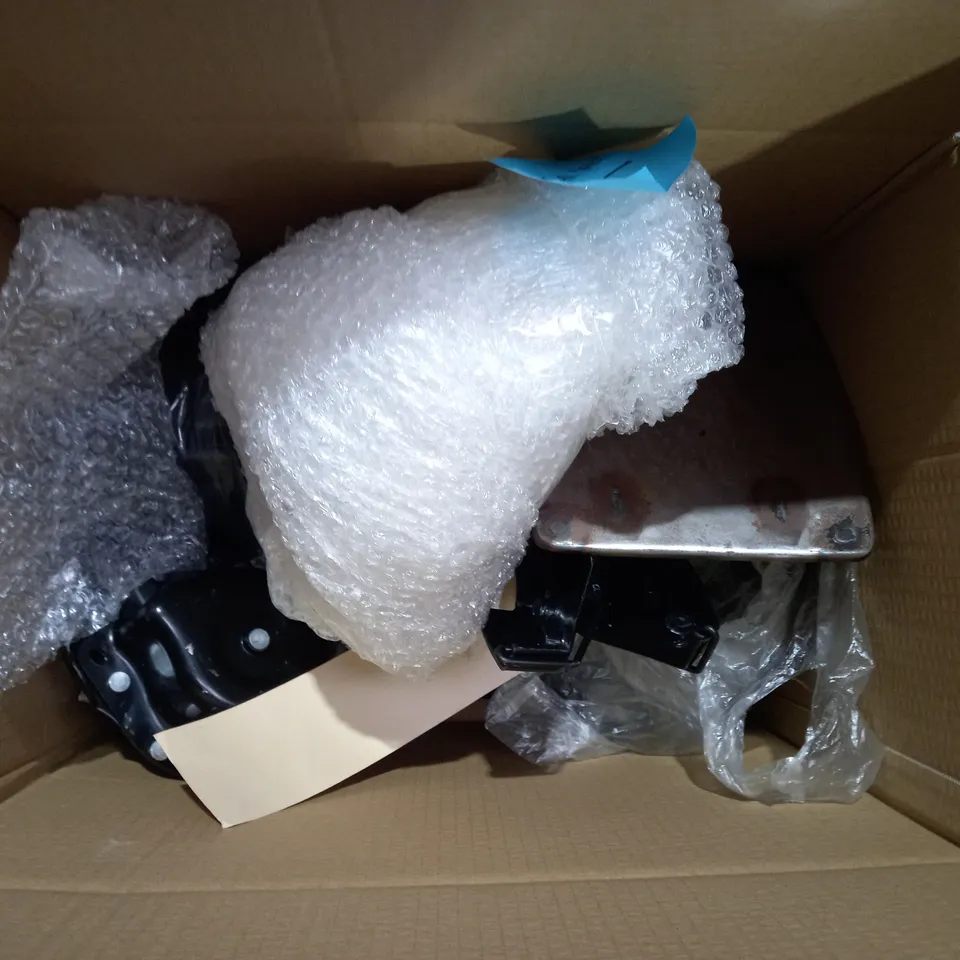 LOT OF ASSORTED ITEMS TO INCLUDE BRAKE COVERS - BIKE SHORTS - BIKE BRAKES 