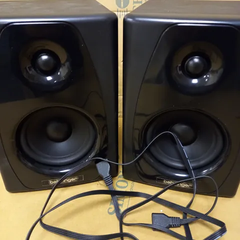 BEHRINGER HI-RESOLUTION 150 WATT BI-AMPED REFERENCE STUDIO MONITORS WITH USB INPUT 