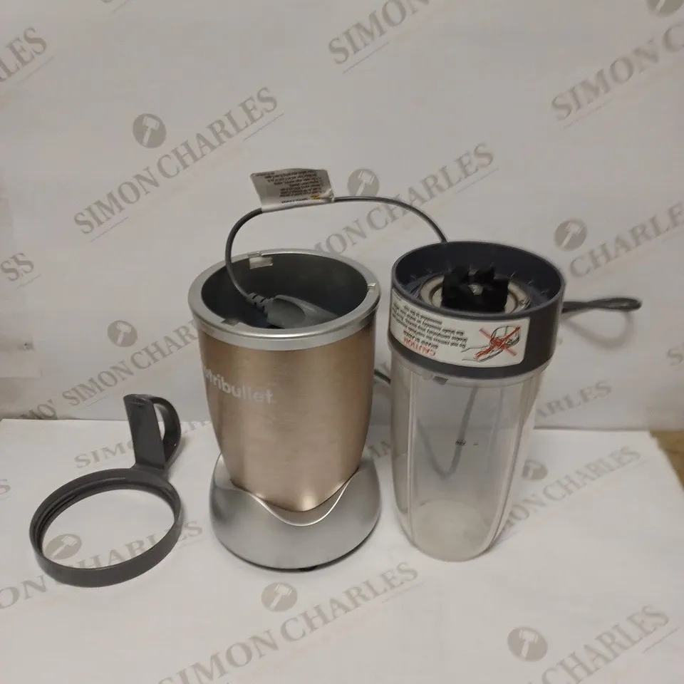 NUTRIBULLET 900W BLENDER CHAMPAGNE MULTI-FUNCTION SMOOTHIE MAKER