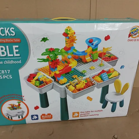 BOXED CHANGEABLE BUILDING BLOCKS TABLE