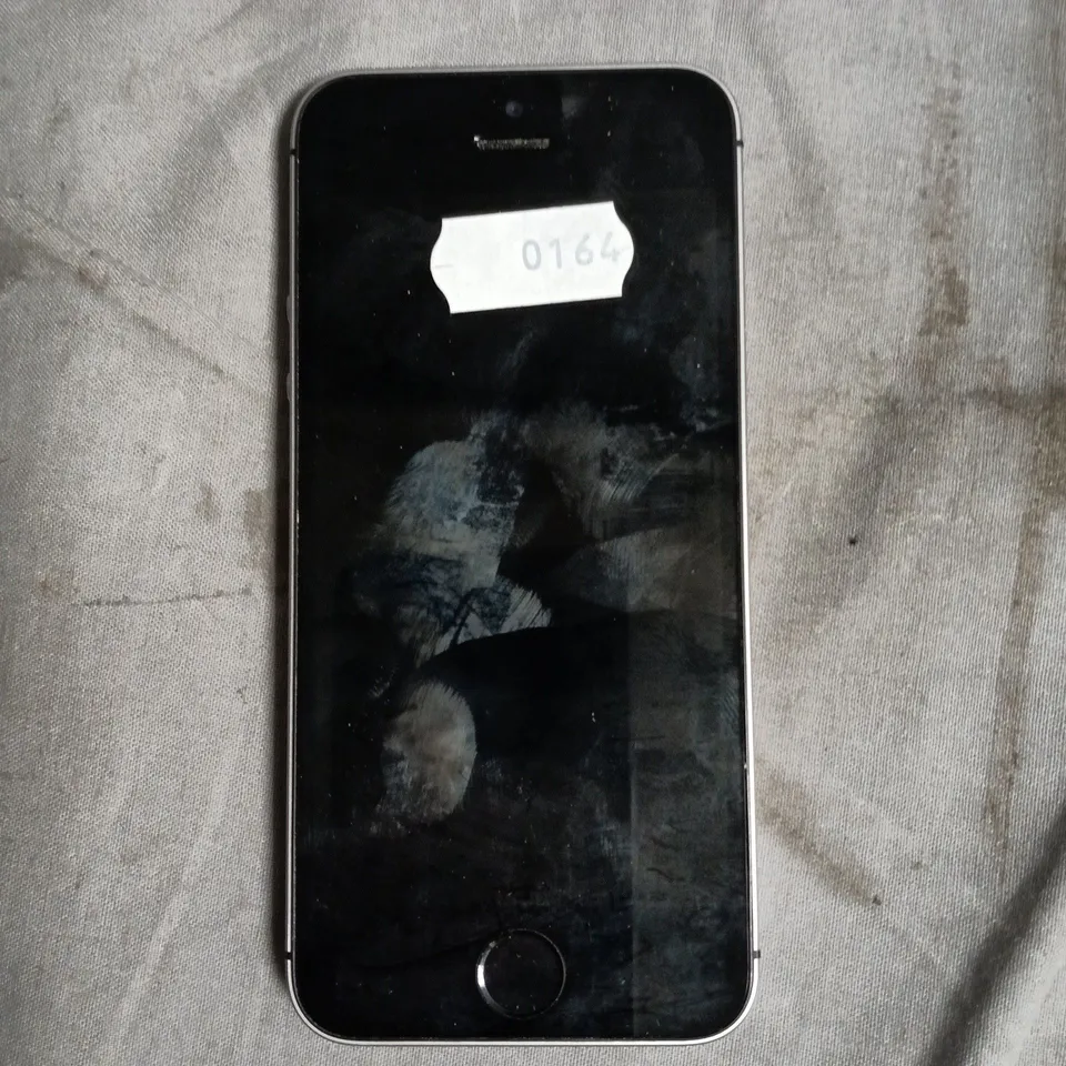 APPLE IPHONE SE SMARTPHONE