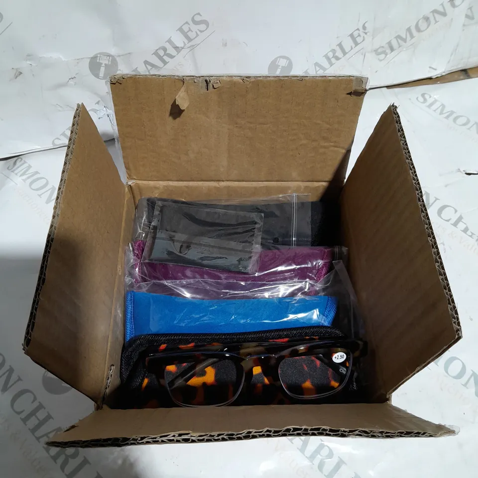 BOX OF 4 ASSORTED GLASSES