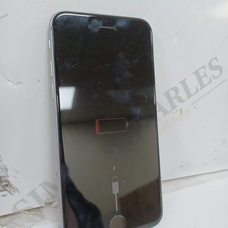 UNBOXED APPLE IPHONE 6S IN SILVER 