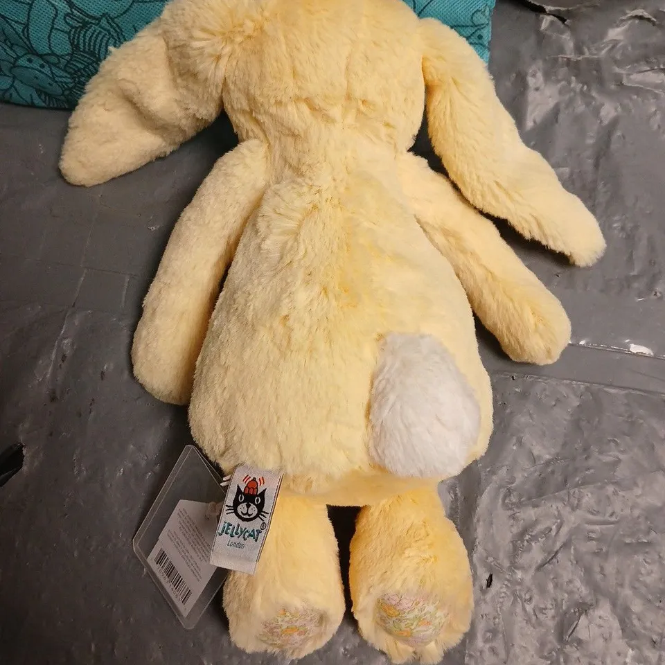 JELLYCAT BUNNY PLUSHIE