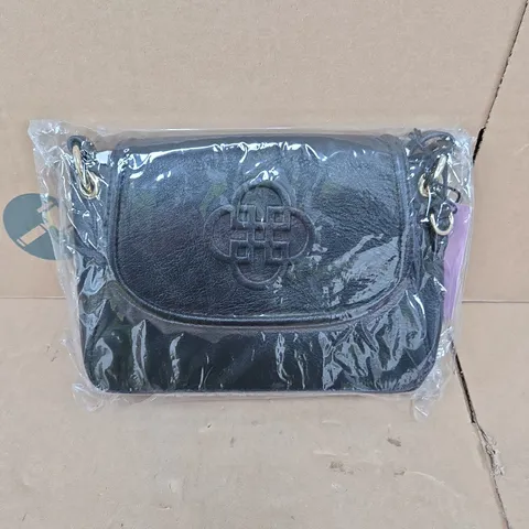 SADDLER BLACK LEATHER CROSSBODY BAG – EMBOSSED LOGO