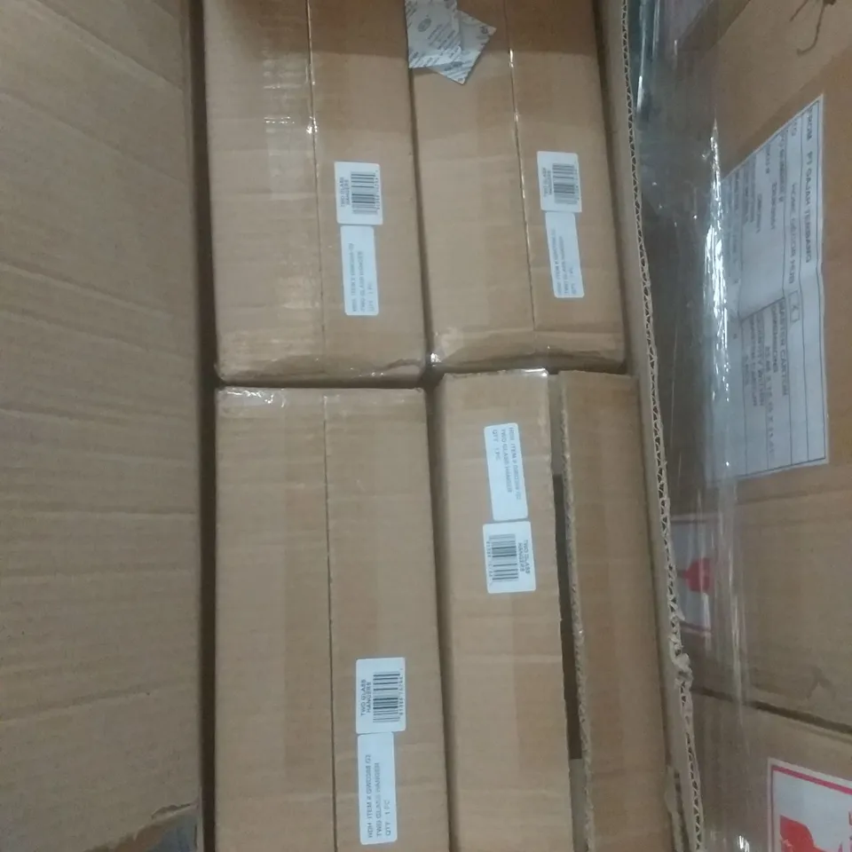 BRAND NEW BOXED X8 TWO GLASS HANGER