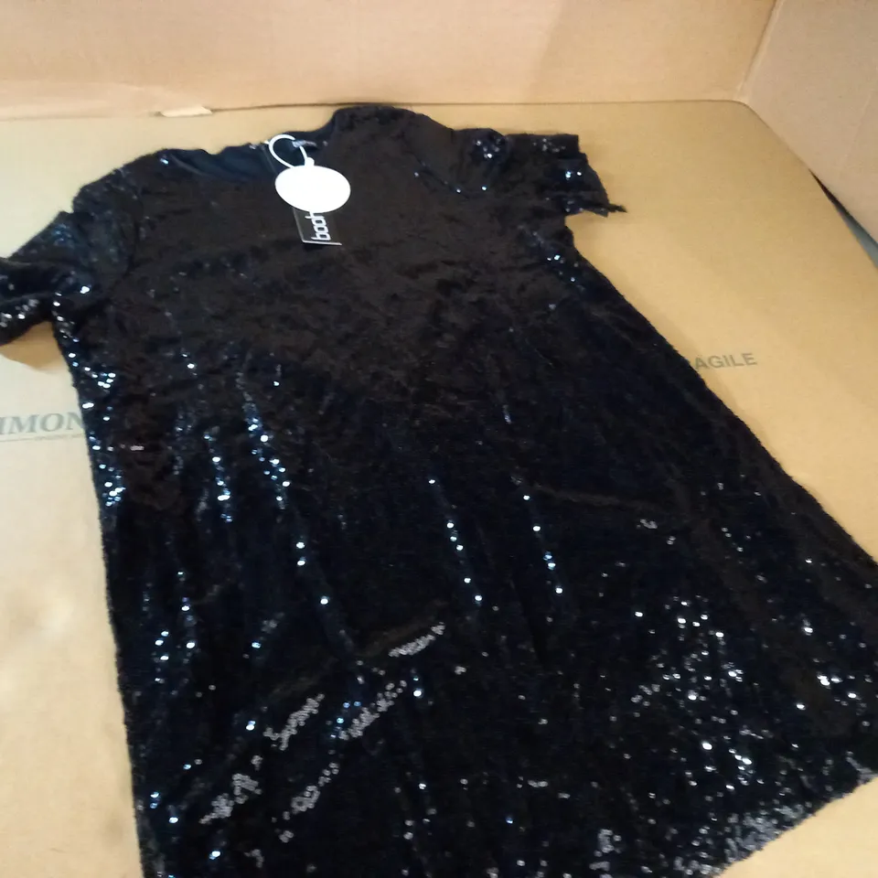 boohoo boutique sequin t-shirt dress - 14
