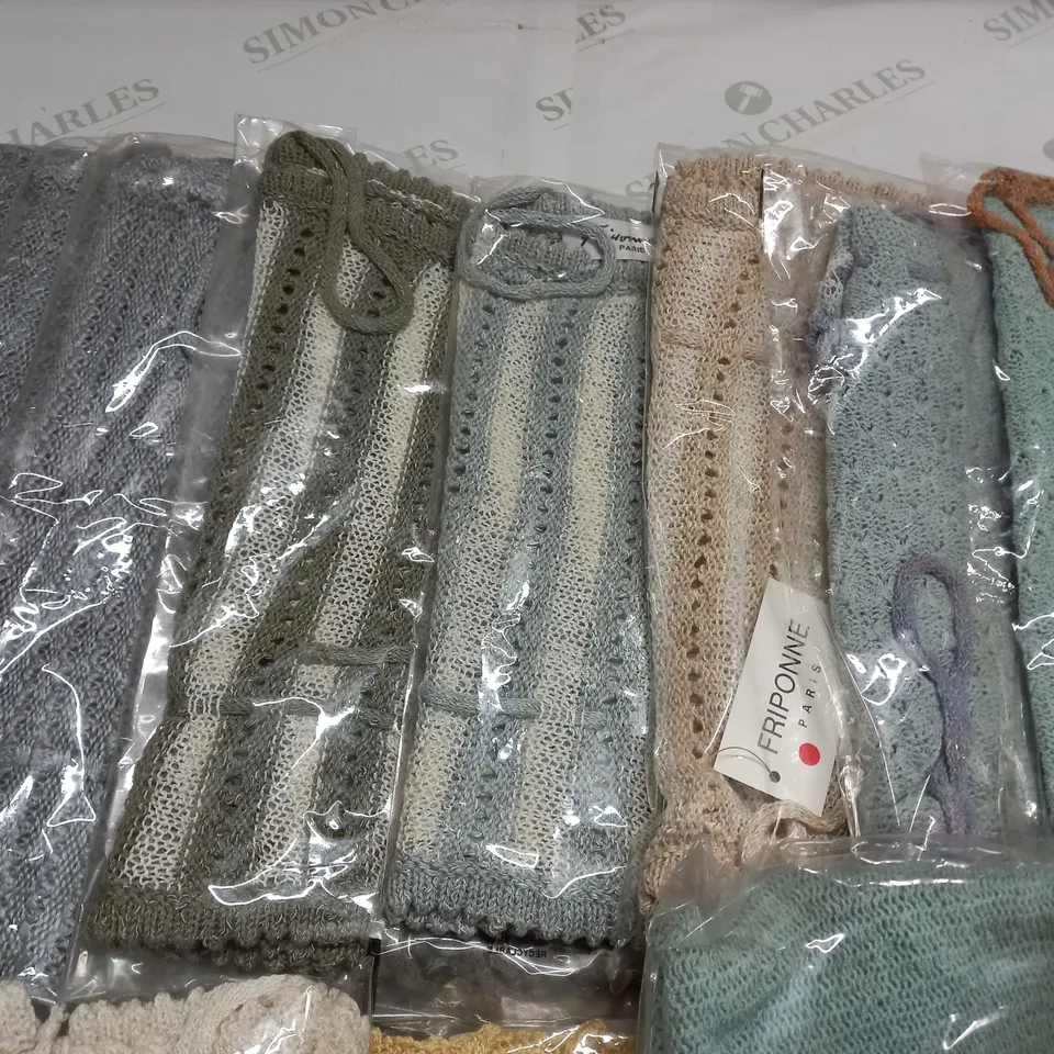 LOT OF 15 ASSORTED BAGGED CLOTHING ITEMS - SIZE UNSPECIFIED