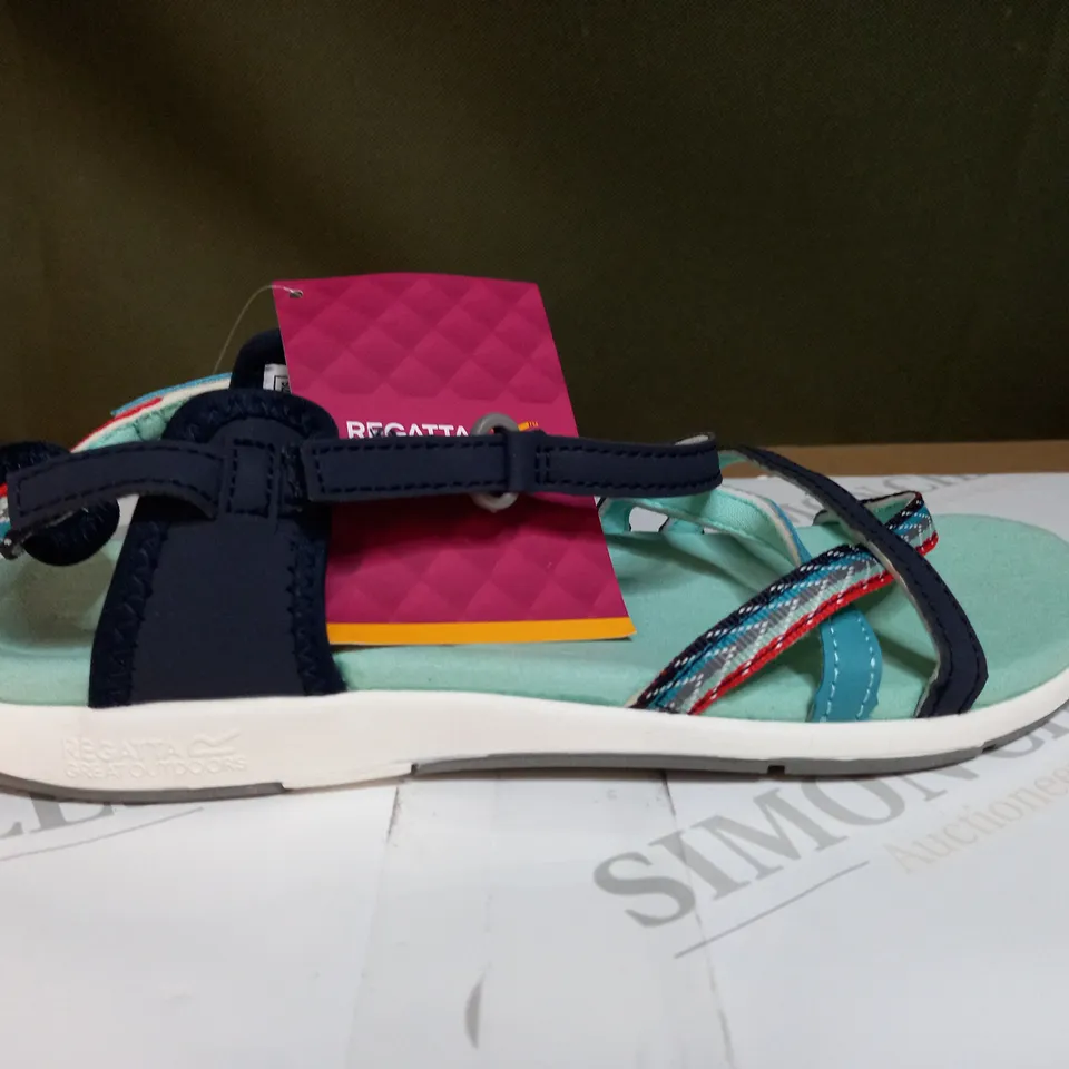 REGATTA LADY SANTA ROMA SANDALS SIZE 5
