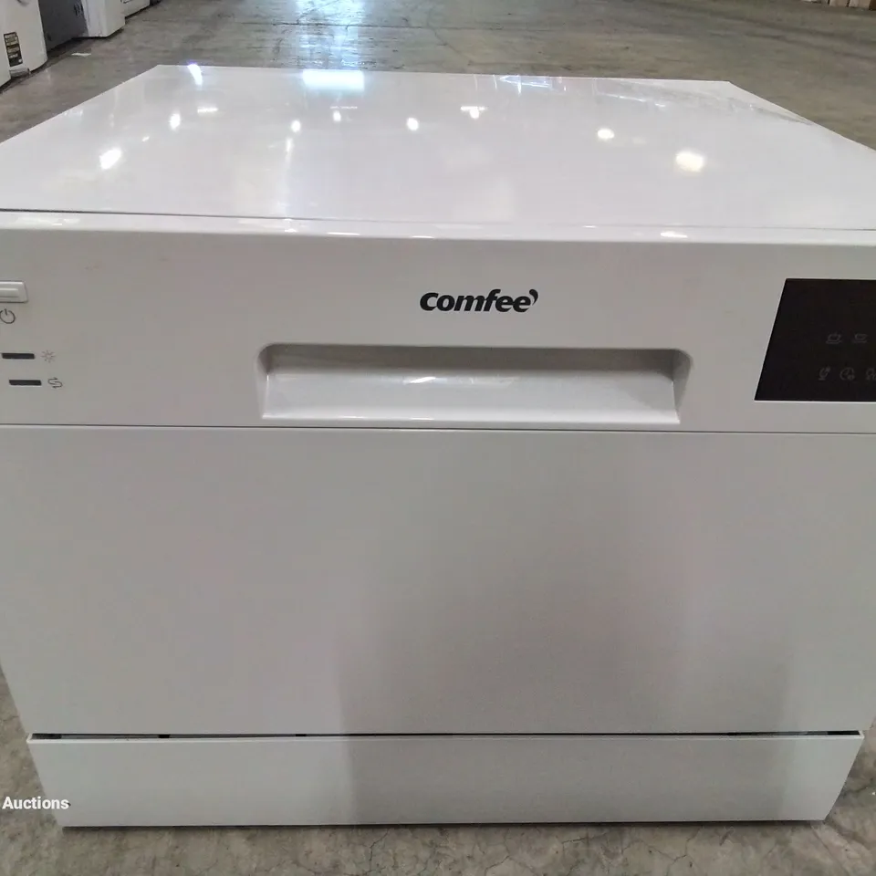 COMFEE FREESTANDING DISHWASHER IN WHITE - (KWH-TD602E-W)
