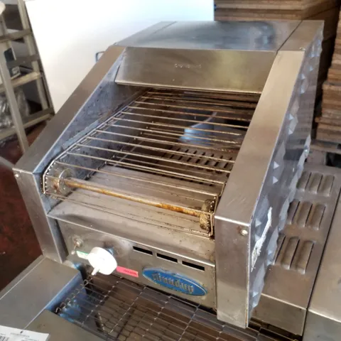 ROUNDUP CONVEYOR TOASTER