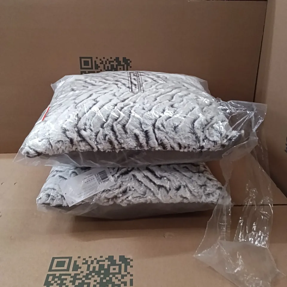 CATHERINE LANSFIED CUSHIONS, 43X43cm (SET OF 2)