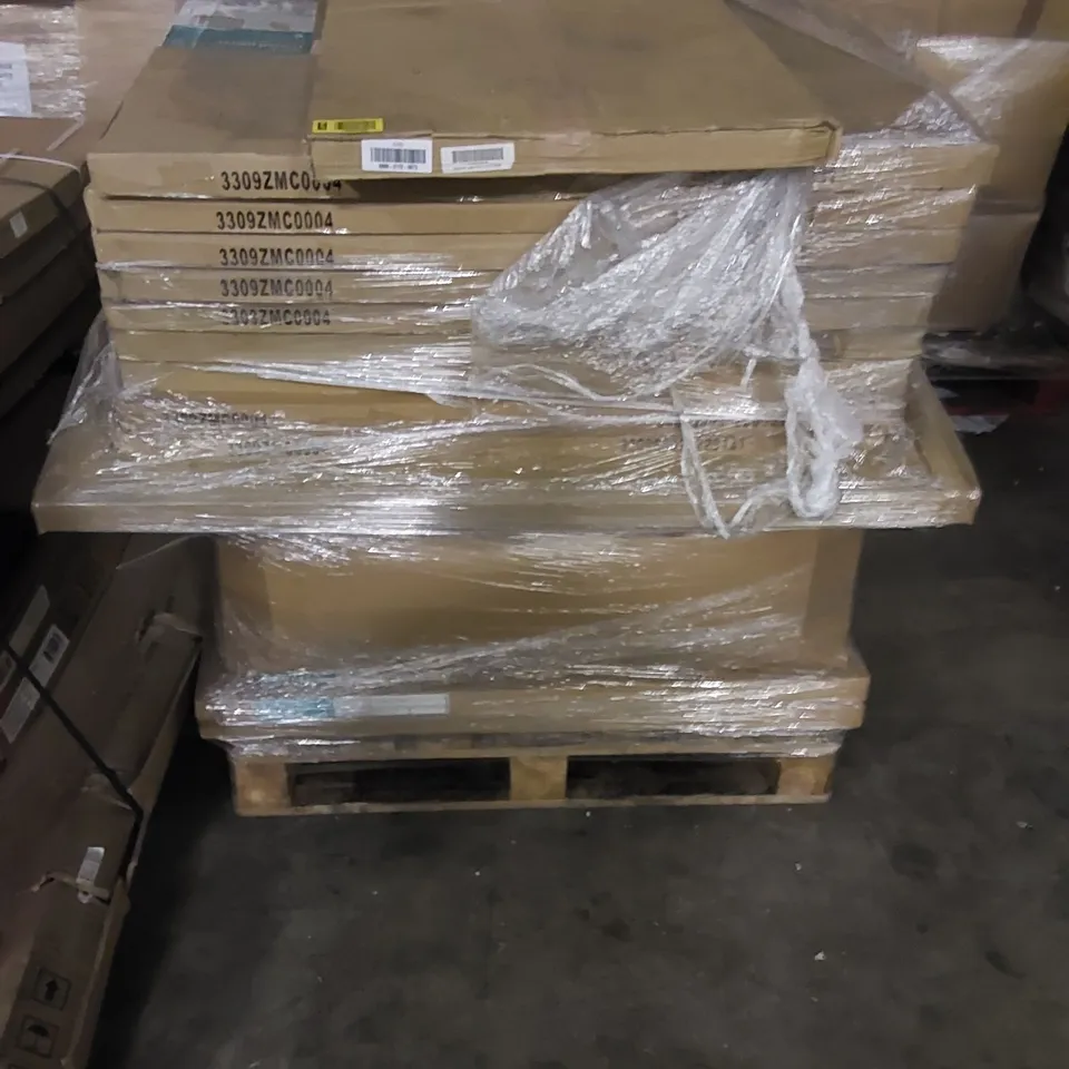 PALLET OF ASSORTED ITEMS INCLUDING ALARA SLATTED NATURAL OAK 100X100 PANELS, CLEAR WINDOW PANELS 