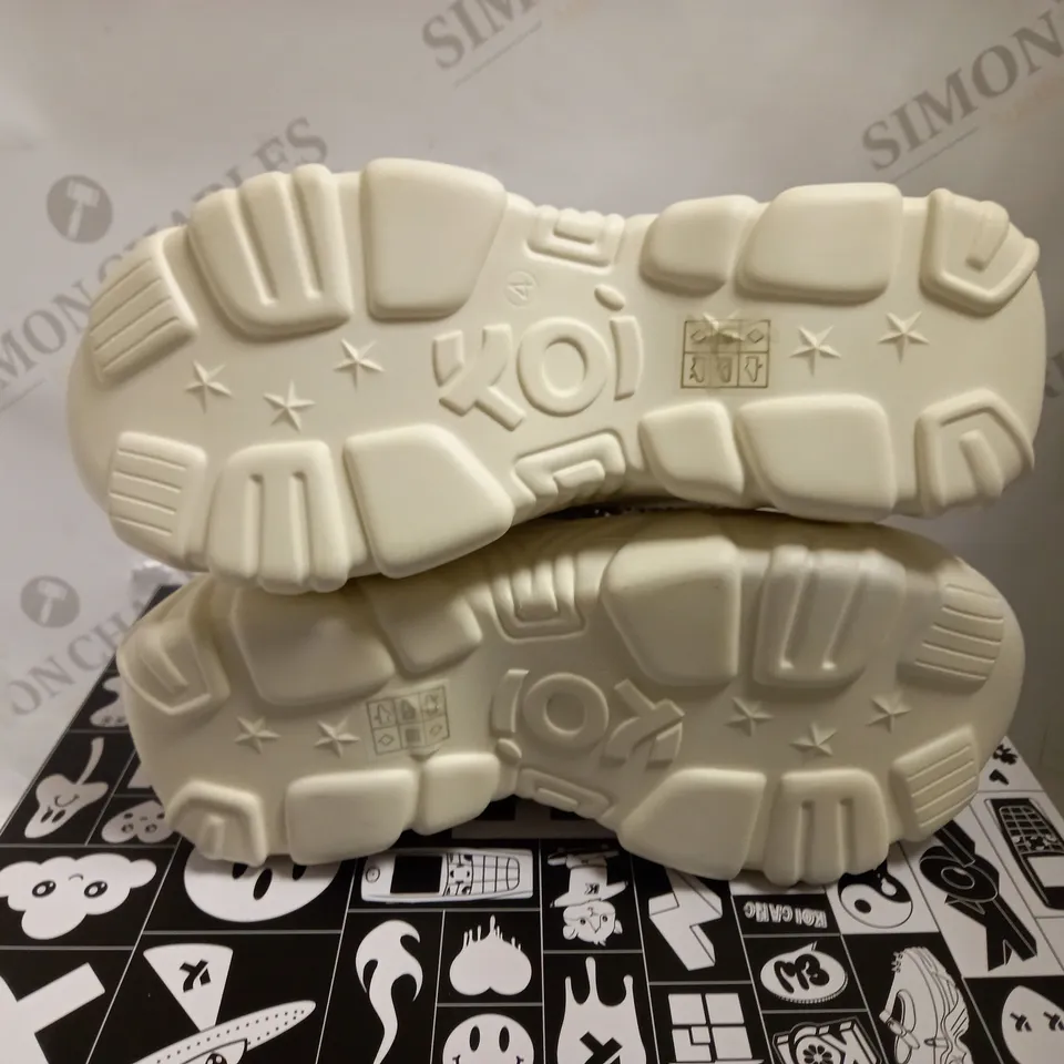 KOI VEGAN JINX WHITE MYSTIC CHARM TRAINERS - SIZE 4
