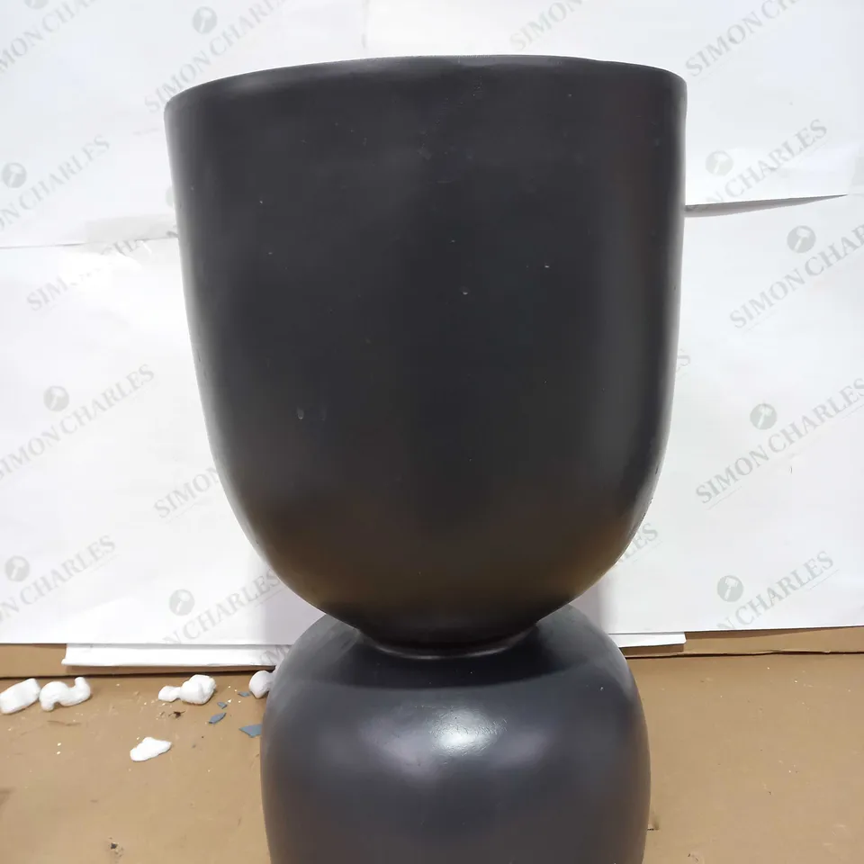 K BY KELLY HOPPEN INDOOR OUTDOOR WATER FEATURE