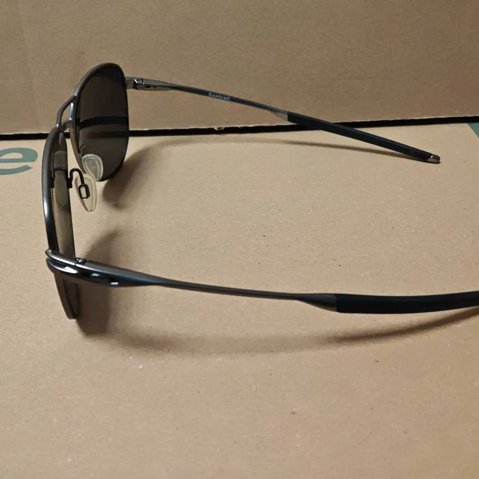 OAKLEY PRIZM CONTRAIL GLASSES IN CARRY CASE
