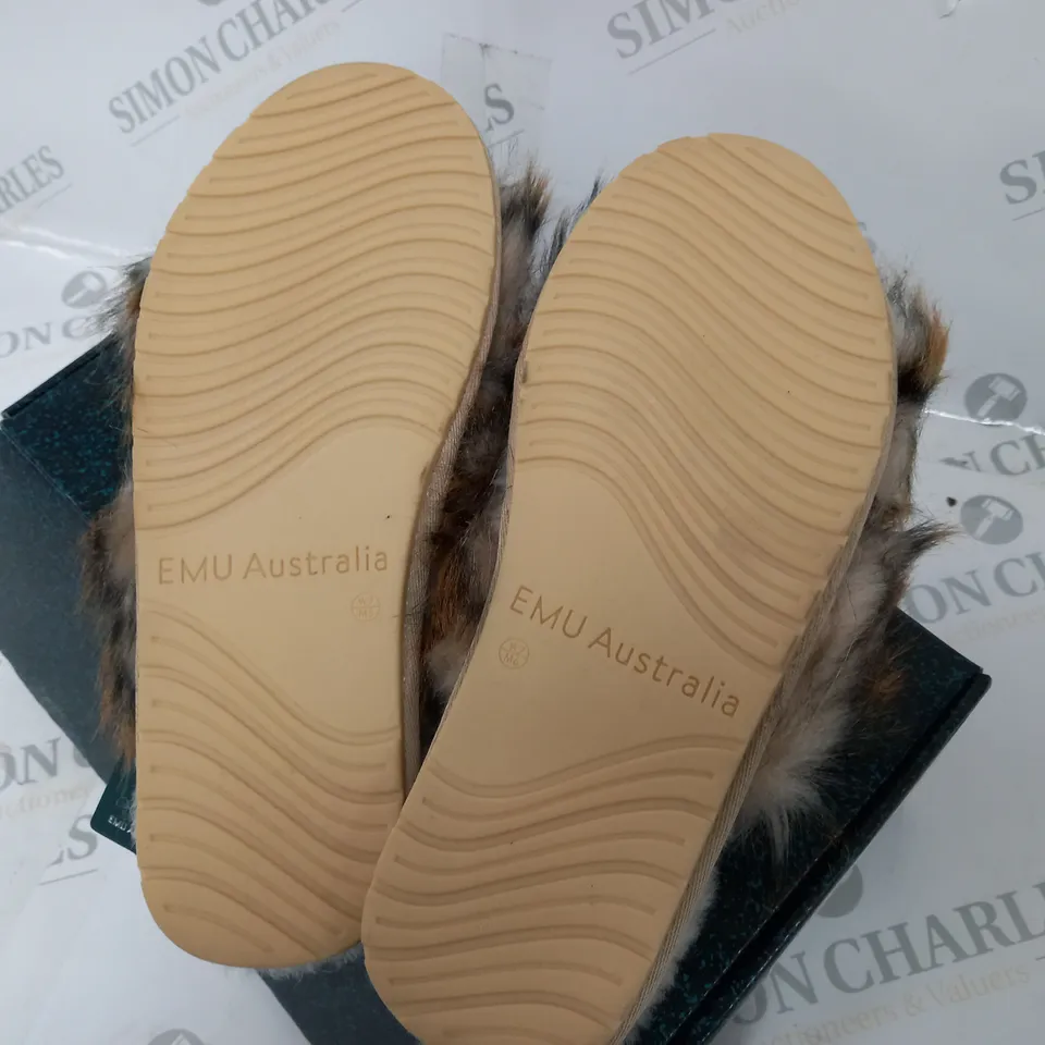 EMU AUSTRALIA LAVA BERRY SLIPPERS - W7