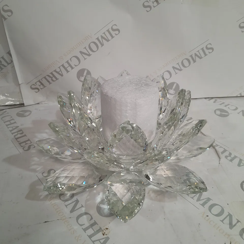 JULIAN MCDONALD LOTUS CANDLE HOLDER - CLEAR