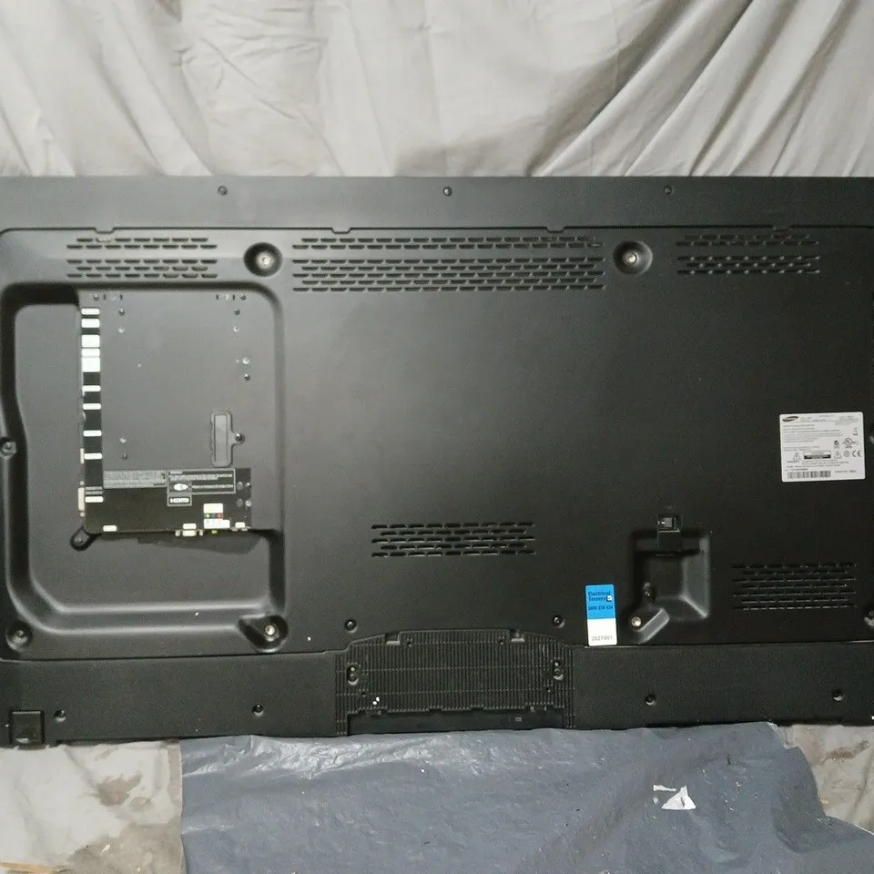 SAMSUNG LED DISPLAY DE46C / LH46DEC PROFESSIONAL SIGNAGE MONITOR – BOXED WITH POWER SUPPLY 49.5"