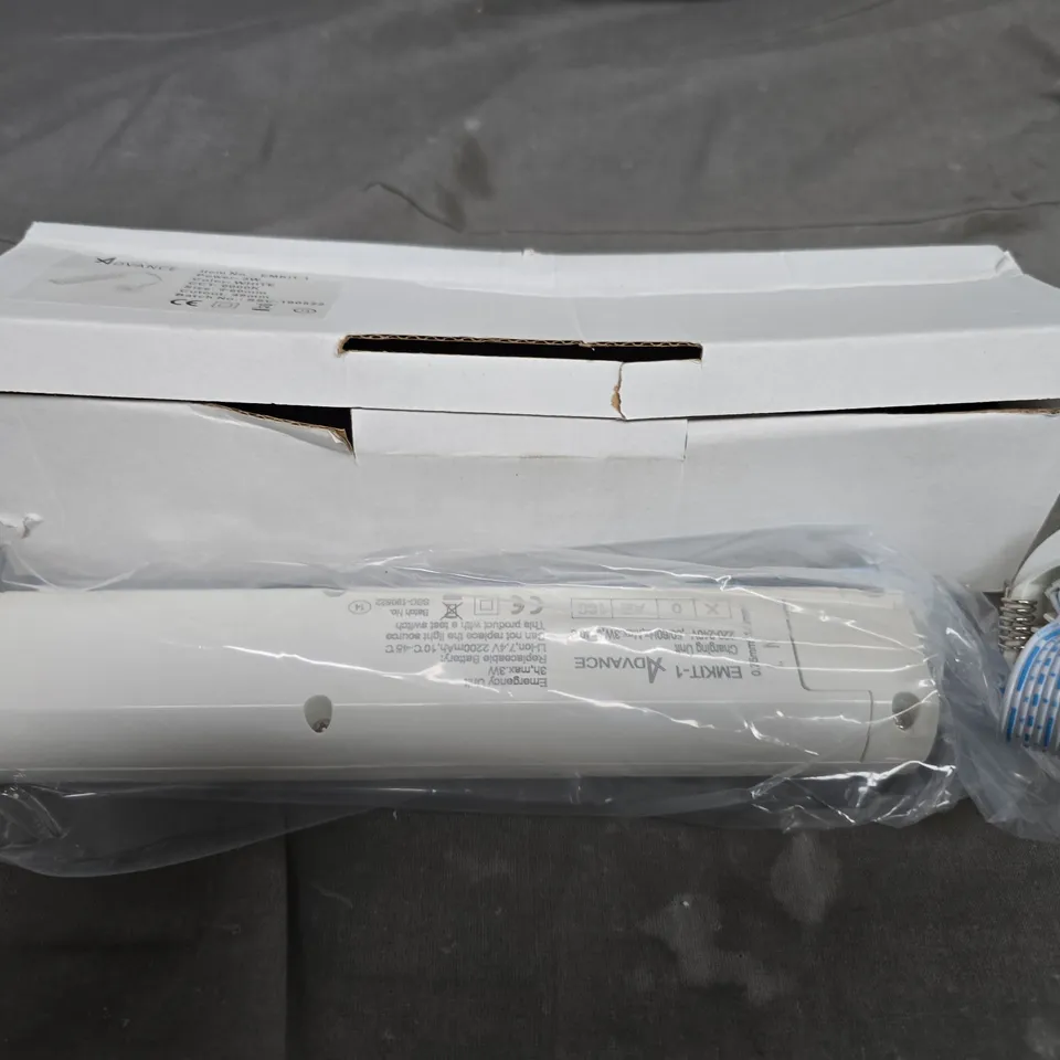 BOXED ADVANCE EMKIT-1 EMERGENCY DOWNLIGHT KIT 3W IN WHITE