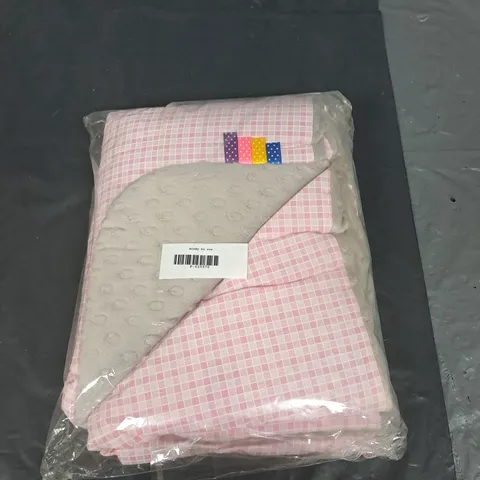 BOX OF 4 BABY BLANKETS - PINK CHECK AND GREY