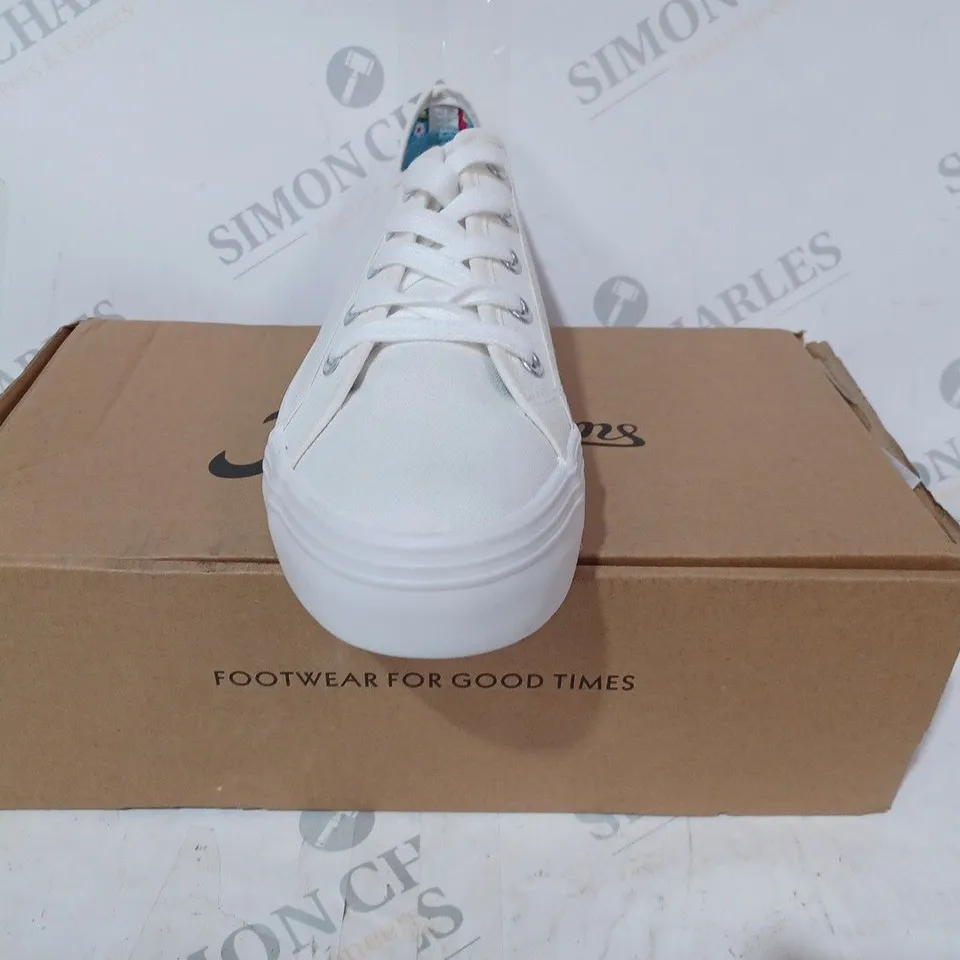 BOXED PAIR OF JOE BROWNS CANVAS SHOES IN WHITE UK SIZE 5