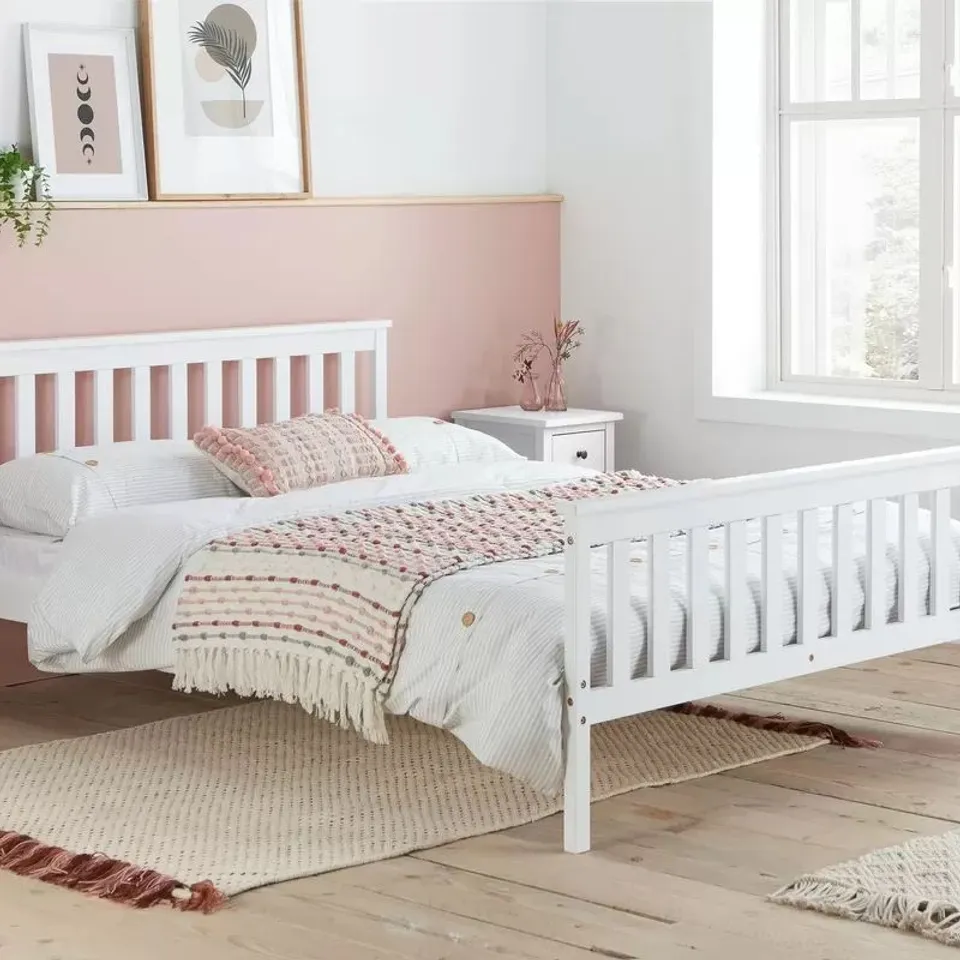 BOXED OXFORD 4FT6" DOUBLE BED IN WHITE (3 BOXES)