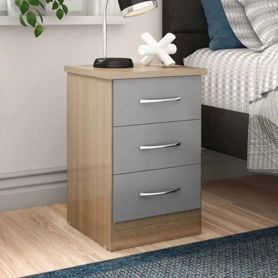 BOXED CASCIO 3 DRAWER BEDSIDE TABLE - GREY GLOSS/LIGHT OAK (1 BOX)