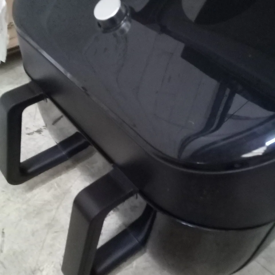 INSTANT VORTEX 8 IN 1 DUAL AIR FRYER 7.6L 