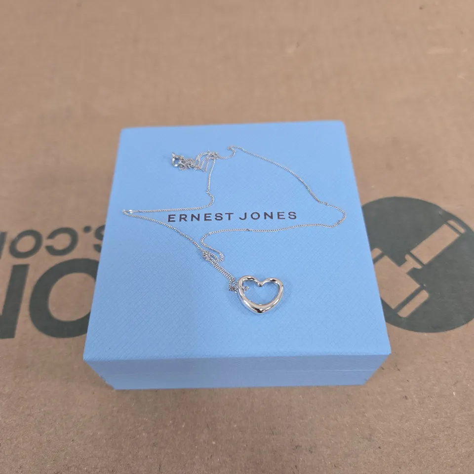 ERNEST JONES 9CT WHITE GOLD OPEN HEART PENDANT