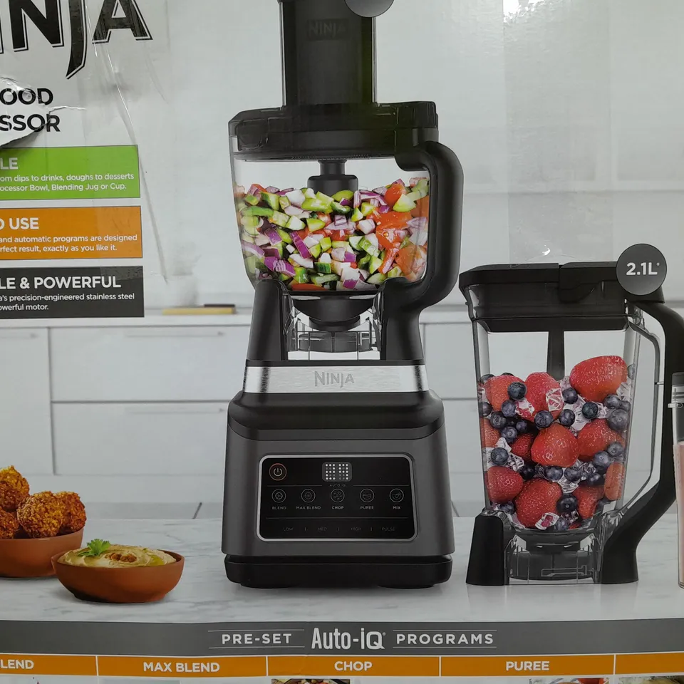 BOXED NINJA 3-IN-1 FOOD PROCESSOR AND BLENDER WITH AUTO-IQ BN800UK RRP £199