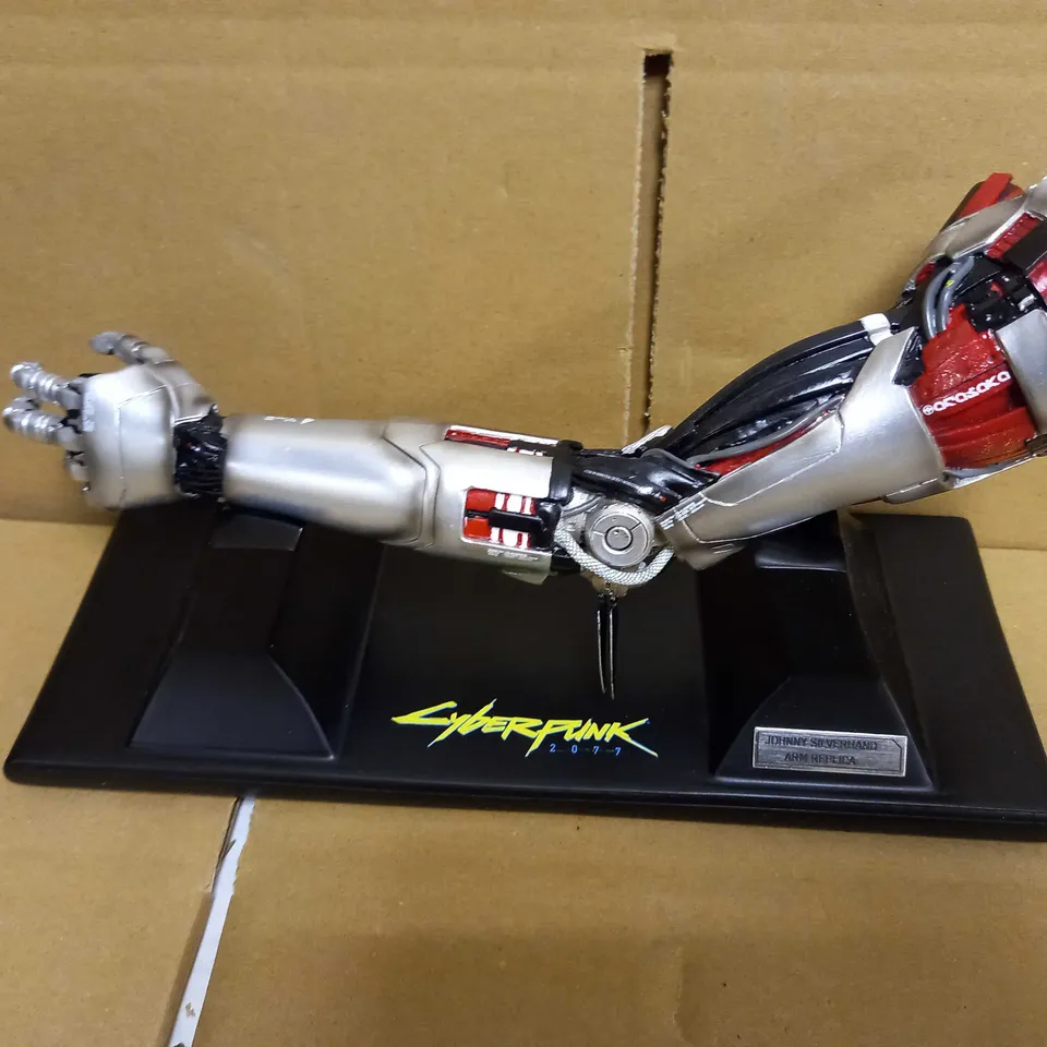 CYBERPUNK JOHNNY SILVERHAND ARM REPLICA