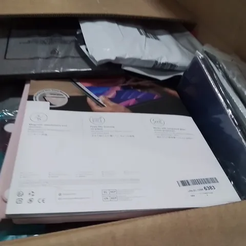 PALLET CONTAINING A LARGE QUANTITY OF TABLET CASES,SCREEN PROTECTORS