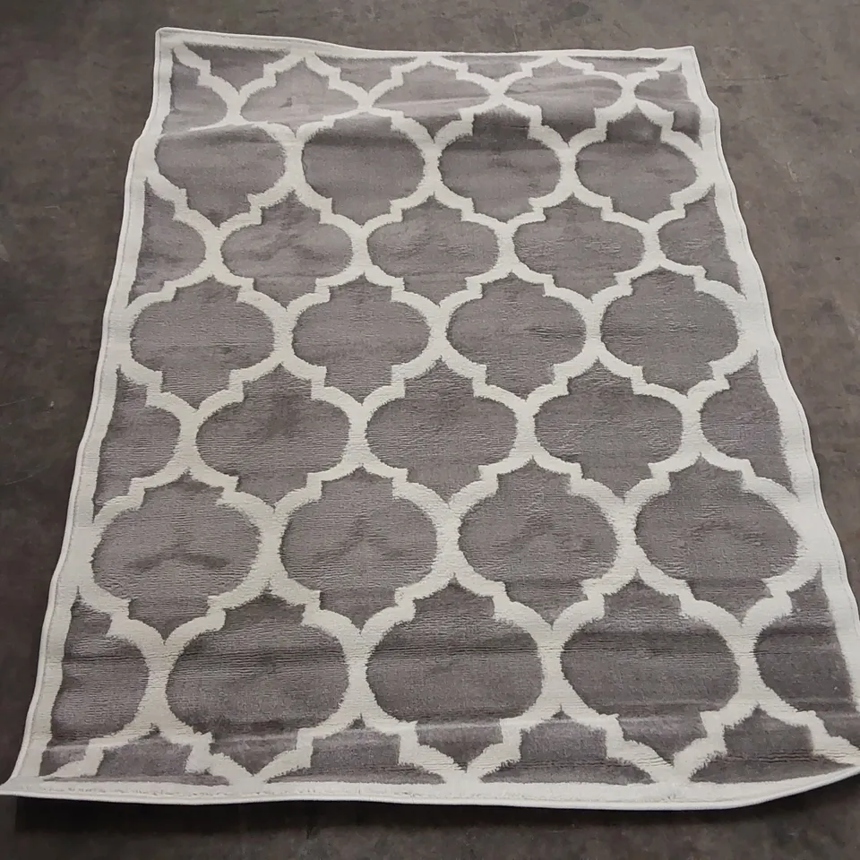 BRAND NEW BAGGED PACO HOME SINAI RUG - 170 x 120cm