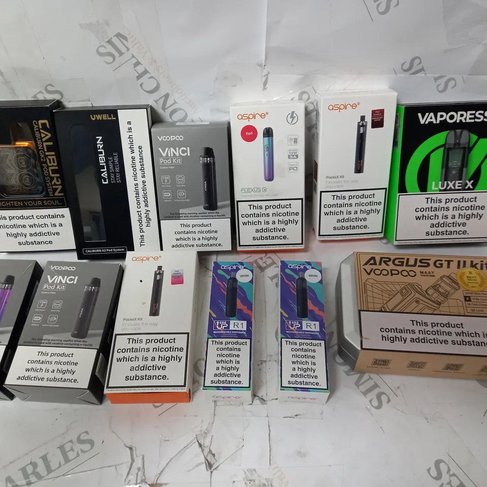 APPROXIMATELY 12 ASSORTED VAPES INCLUDING VOOPOO, ASPIRE, VAPORESSO