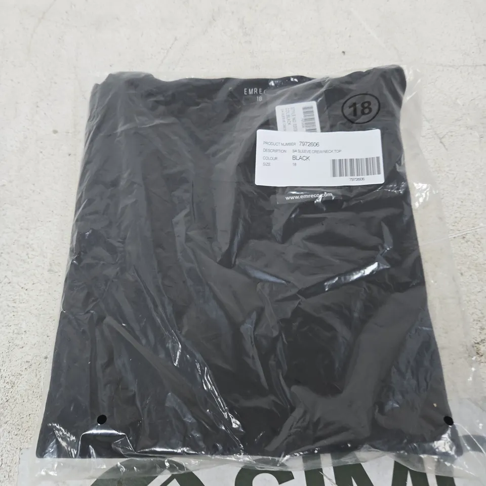 EMRECO 3/4 SLEEVE CREW NECK TOP - BLACK, UK SIZE 18