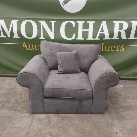 BEATRICE FABRIC ARMCHAIR