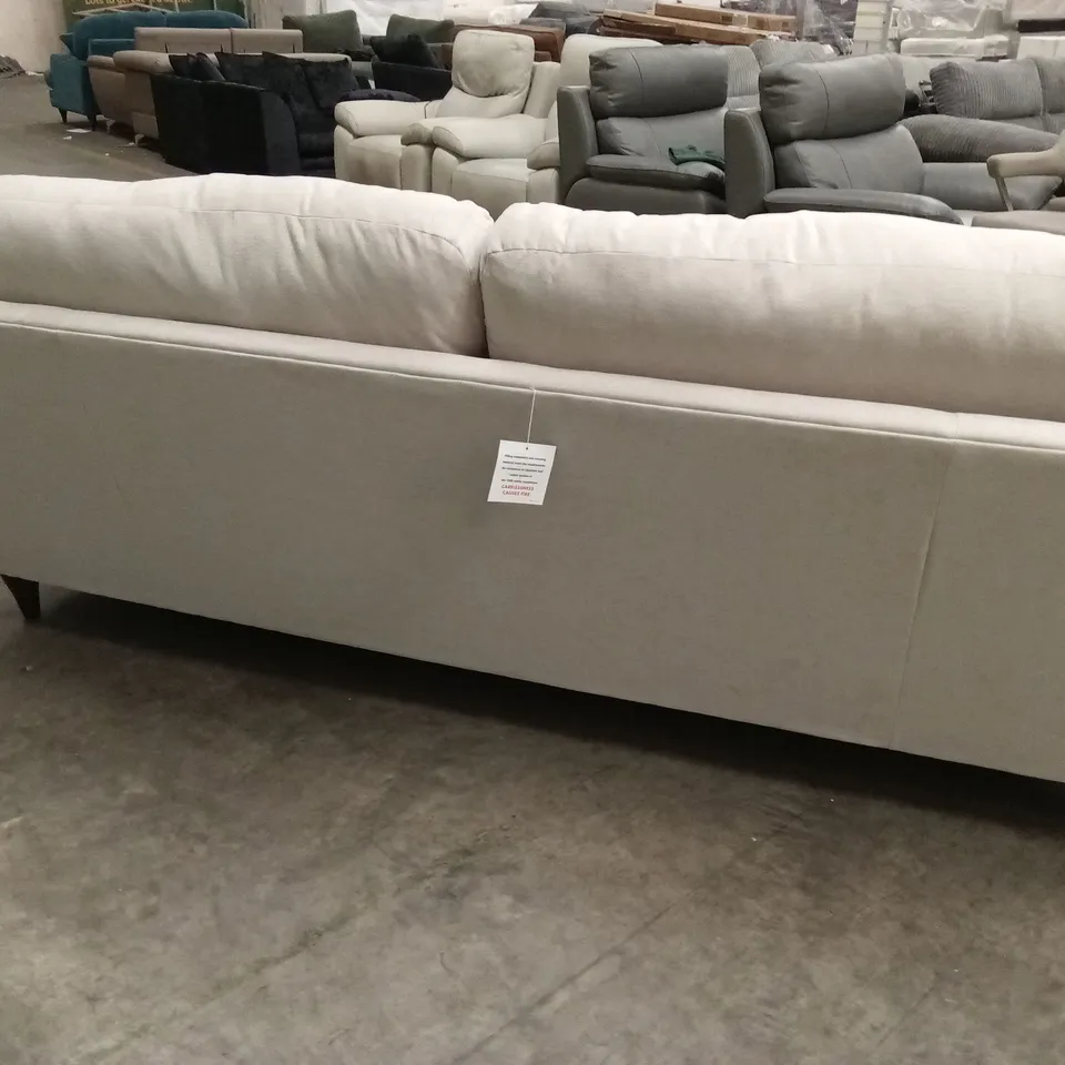 ADAKU 4 SEATER SOFA