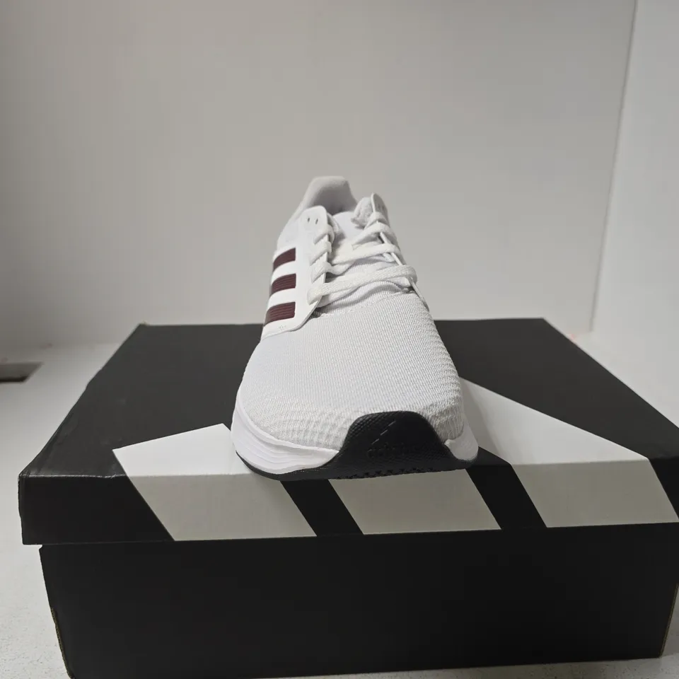 ADIDAS GALAXY TRAINER UK 10.5 BOXED