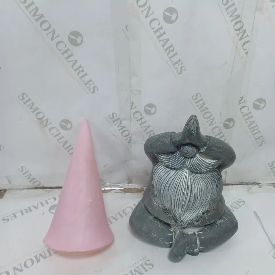 MY GARDEN STORIES SOLAR LED YOGA GNOME - PURPLE