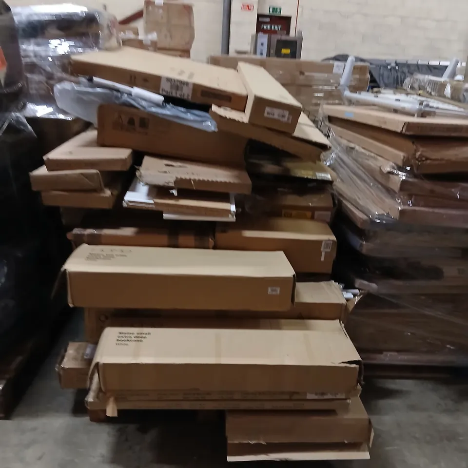 PALLET OF ASSORTED UNPROCESSED RAW RETURN FURNITURE 