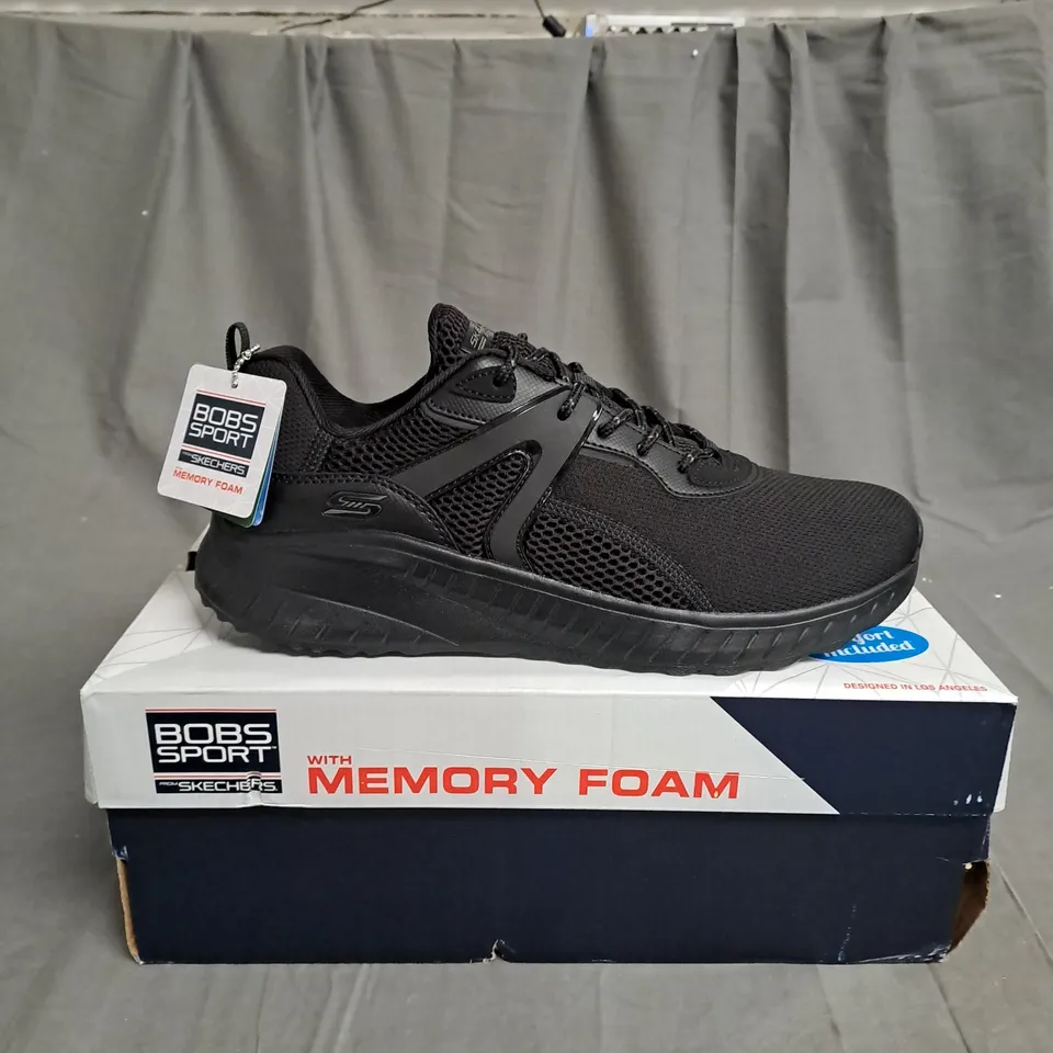 BOXED SKETCHERS BOB SPORT MEMORY FOAM TRAINERS IN BLACK - SIZE 6.5