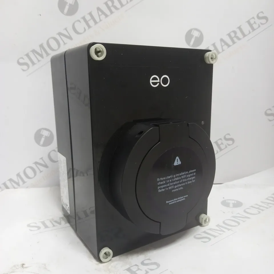 BOXED EO MINI PRO 2 7.2KW/32A 1-PHASE SMART CHARGING SOCKET